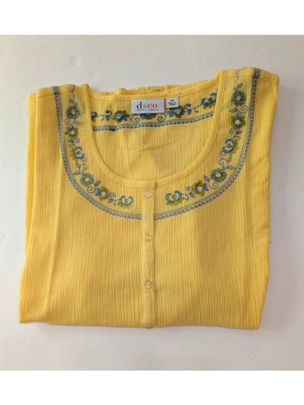 Denim & Co Yellow Button Up Blouse Size 2X Scoop Neck Blue Embroidery Accent